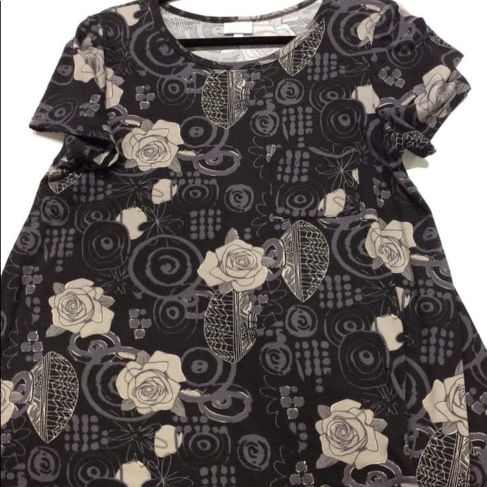 Three LuLaRoe Carlys